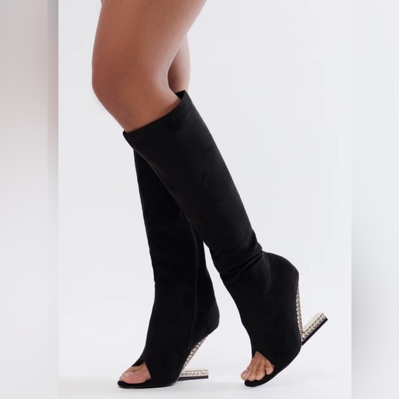 Fashion Nova Shoes - New!Fashion Nova Faux Suede Boot Gold Cut Out Heel w/Crystals Size 8 *See Note